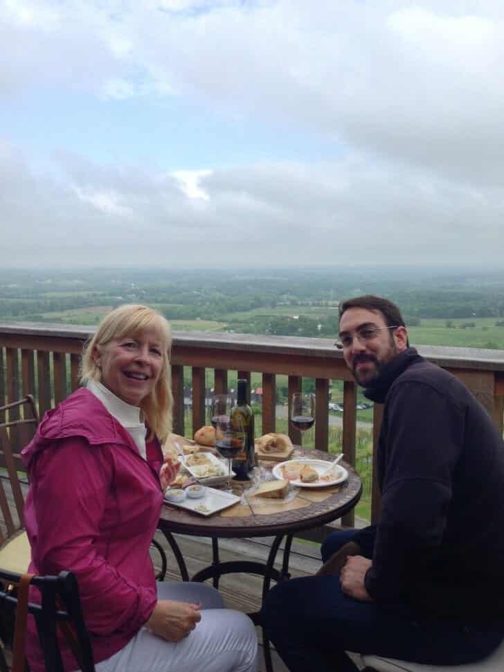 Maud and Casey at Bluemont Vineyard
